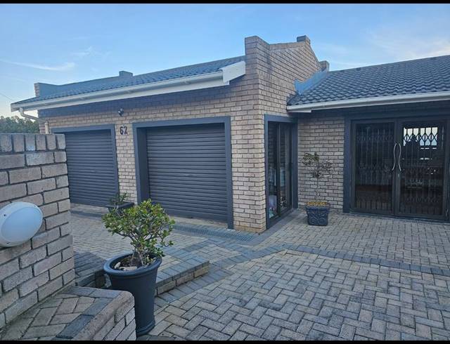 3 BEDROOM HOUSE FOR SALE IN DANA BAY